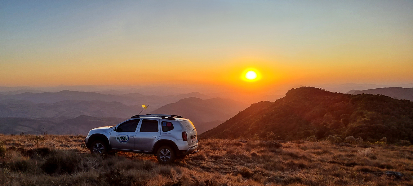 Mirante_do_Pôr_do_Sol_Ajuru_Aiuruoca_20220726_173051.jpg