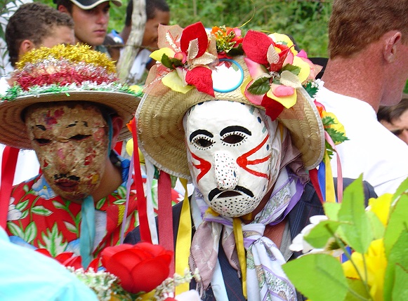 Folia de Reis_Ajuru_Aiuruoca.jpg