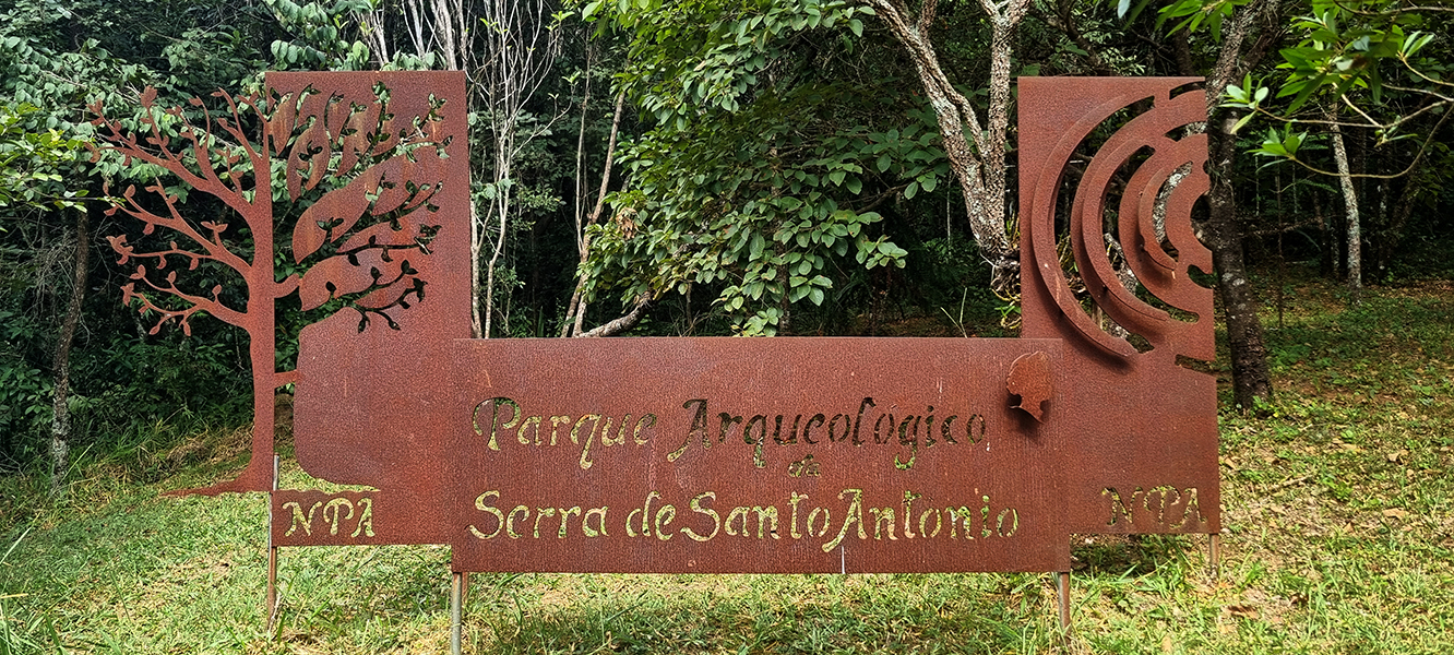 Parque_Arqueologico_da_serra_de_santo_antonio_Ajuru_Aiuruoca_20240425_134044.jpg
